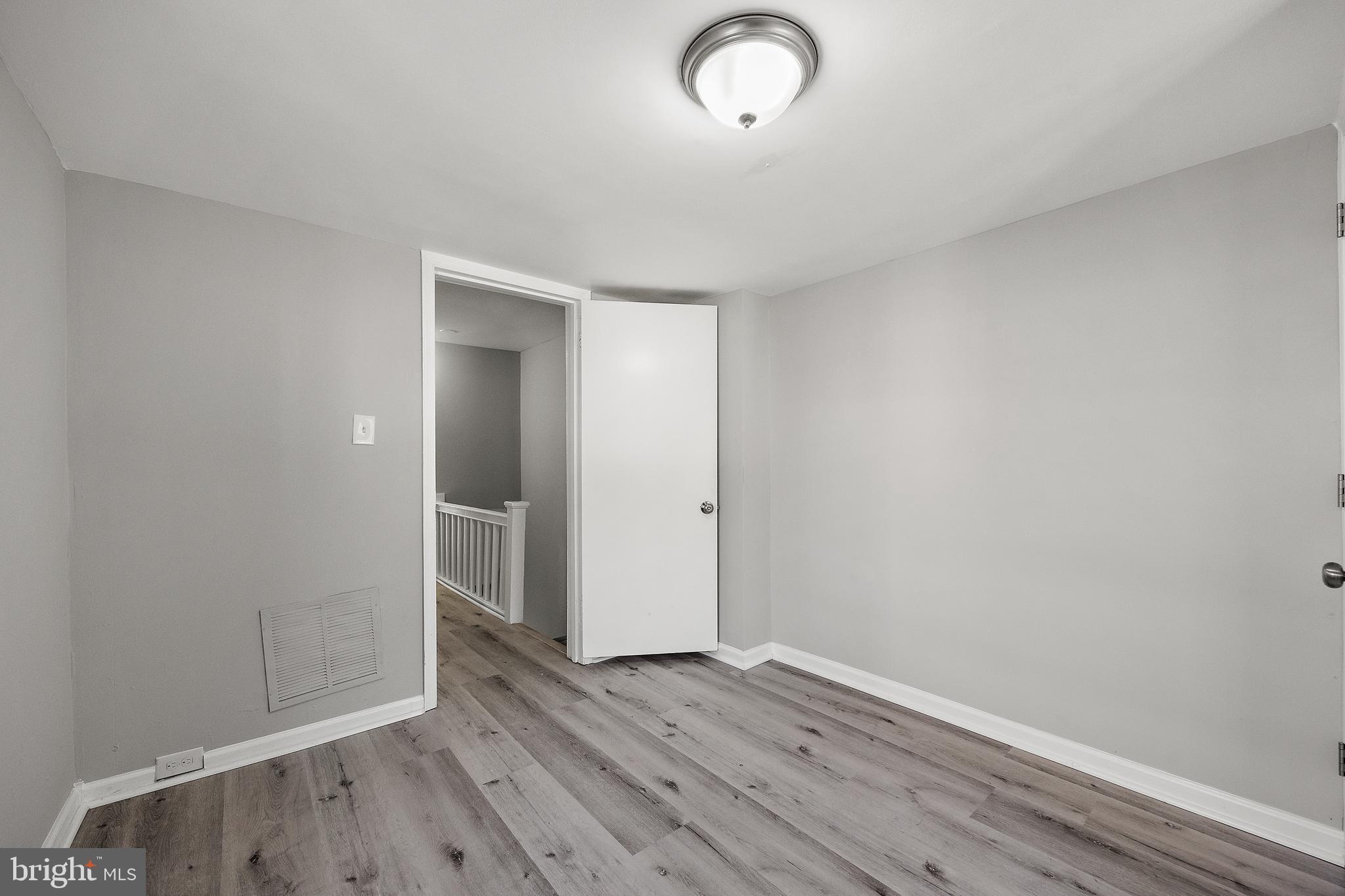 22 Denham Ave