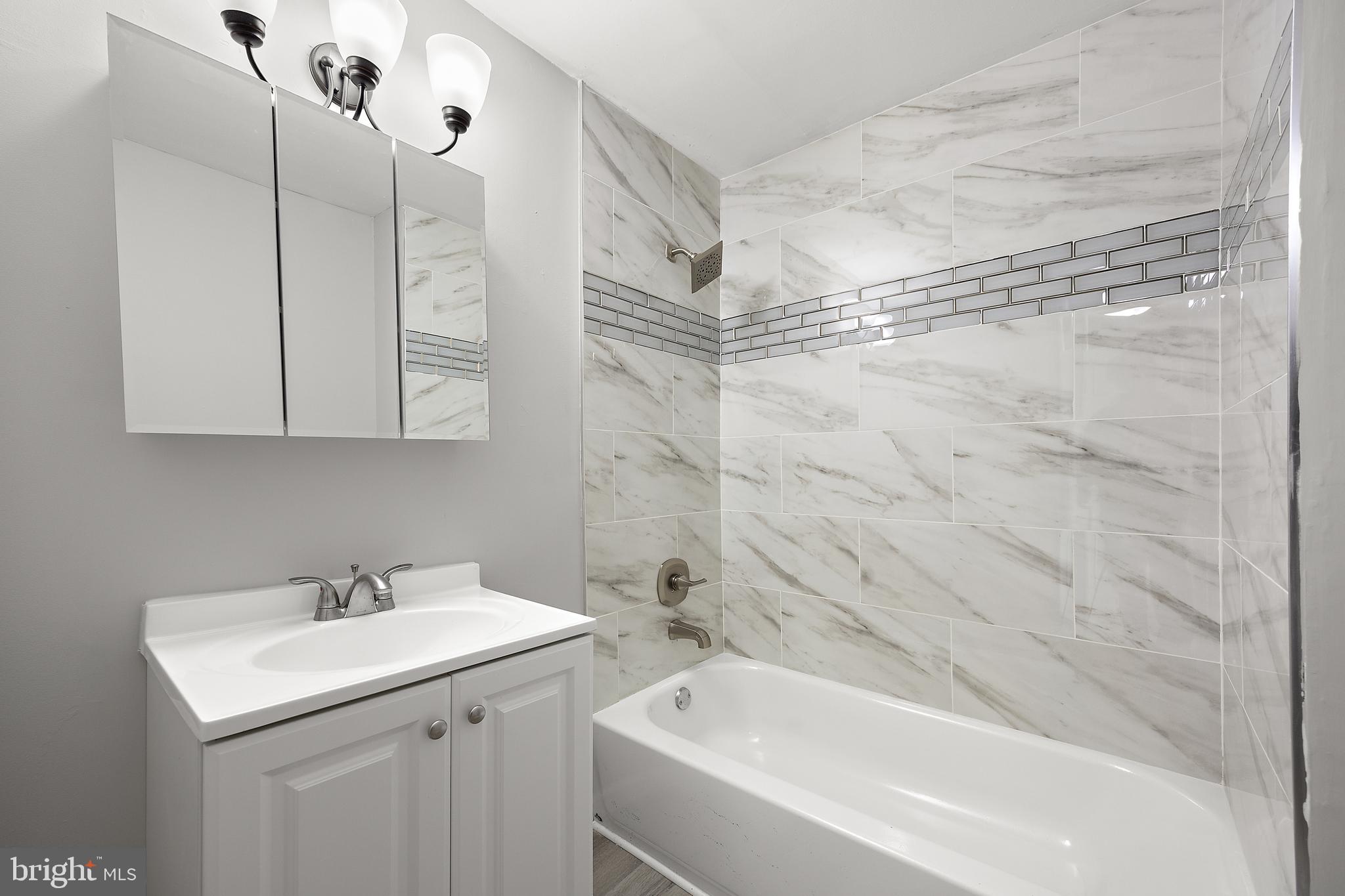 22 Denham Ave