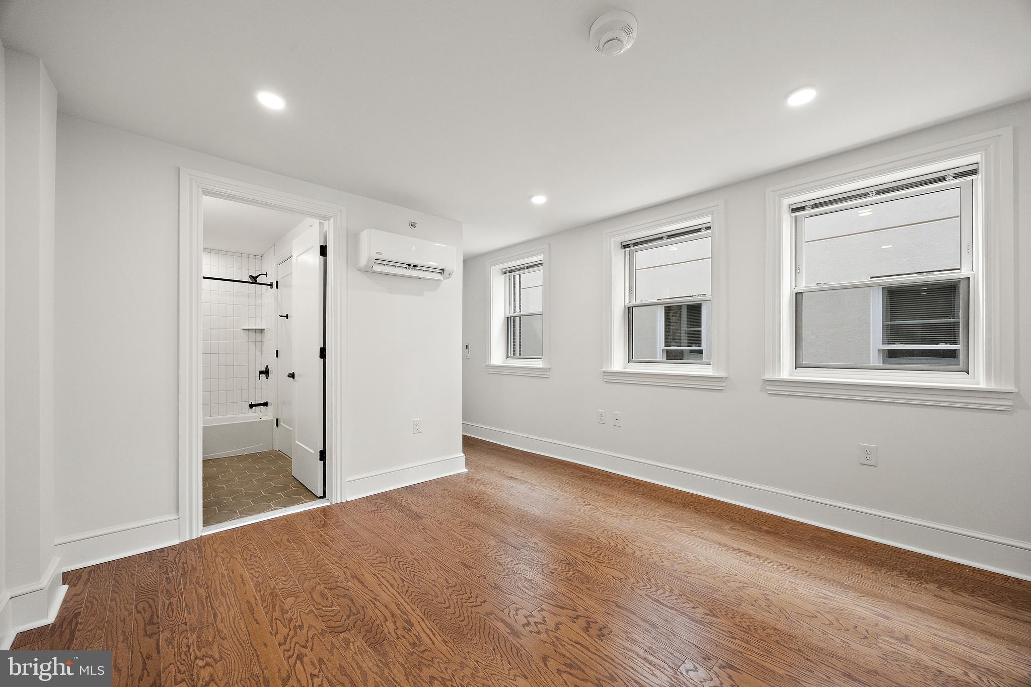 839-841 N TATNALL ST #201