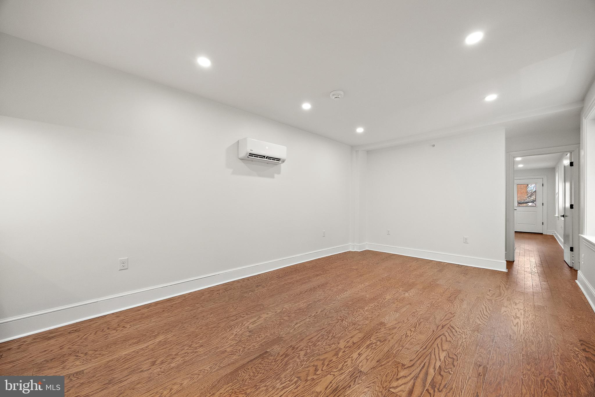 839-841 N TATNALL ST #202