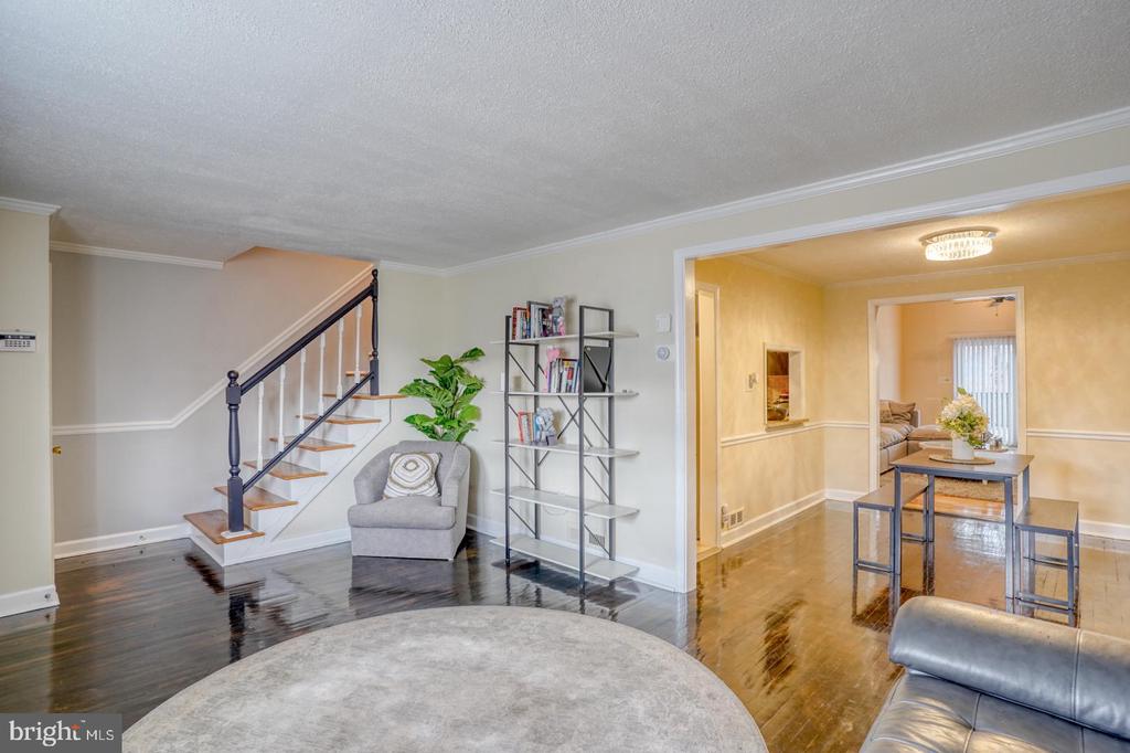 8 Alvil Rd