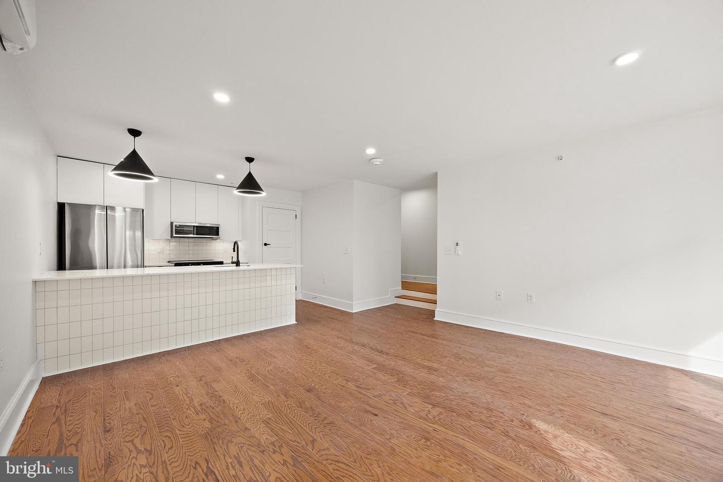 839-841 N TATNALL ST #203