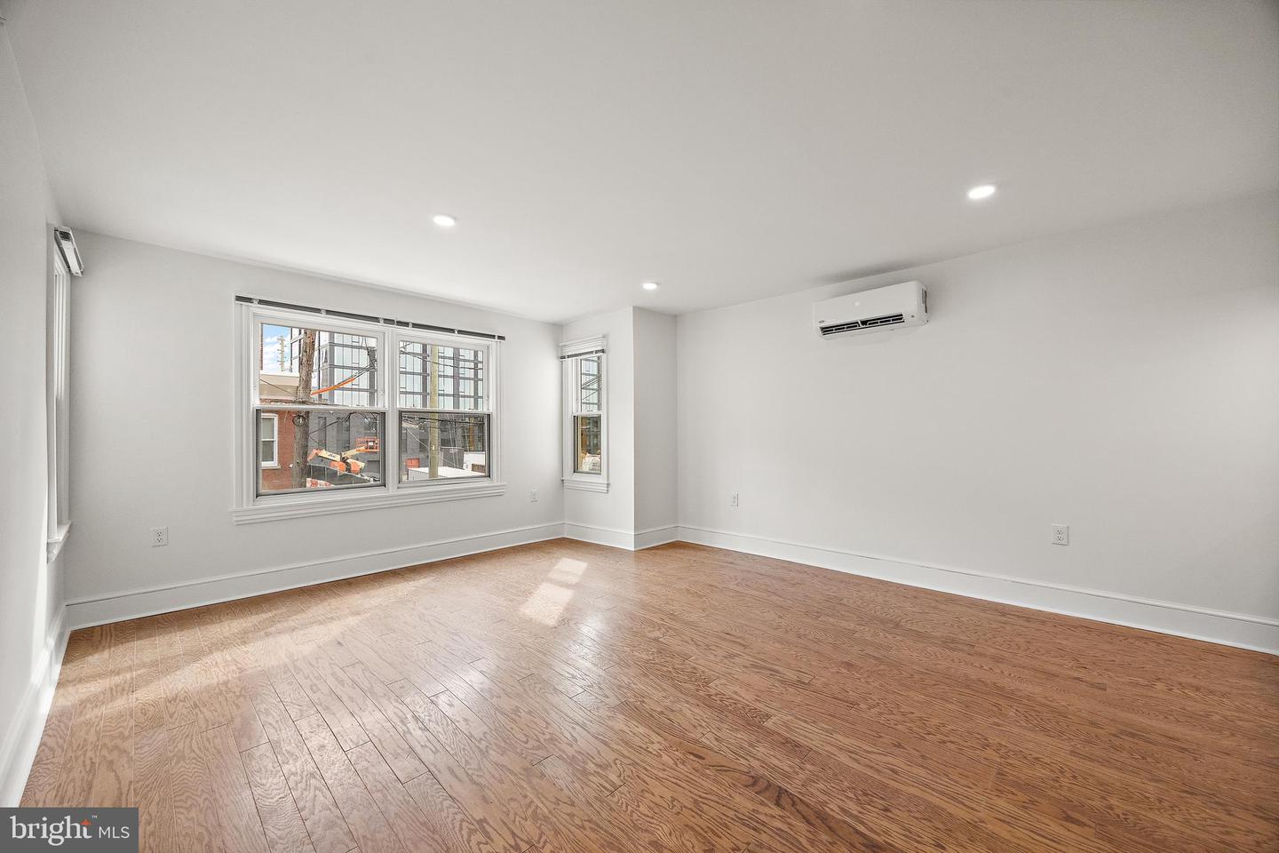 839-841 N TATNALL ST #203