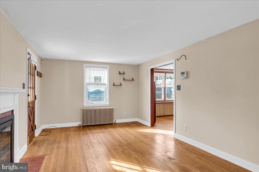 2015 Veale Rd