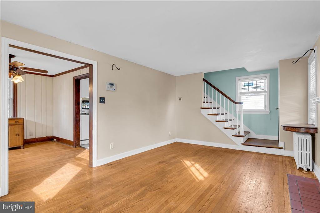 2015 Veale Rd
