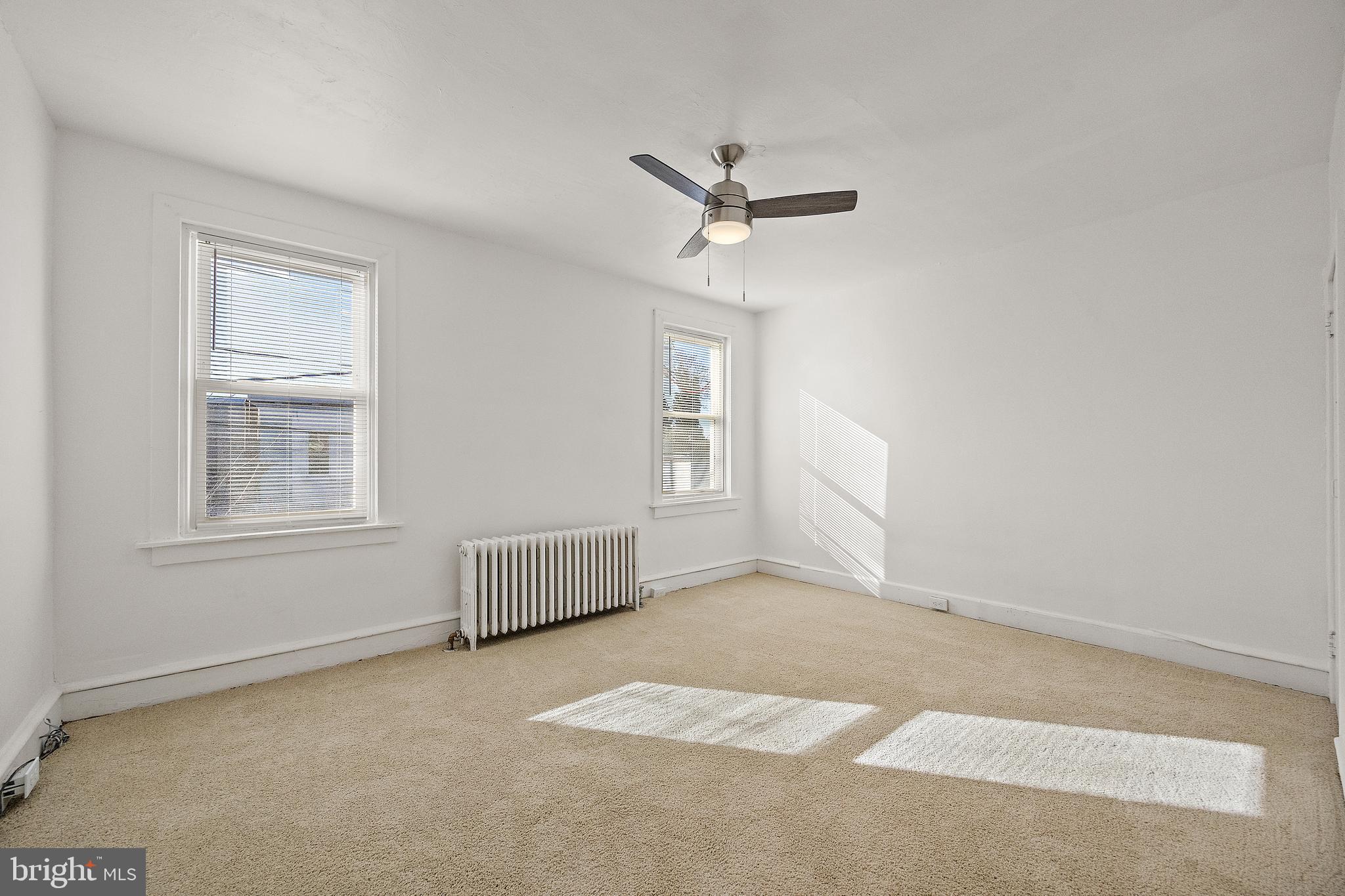 1715 W 8TH ST