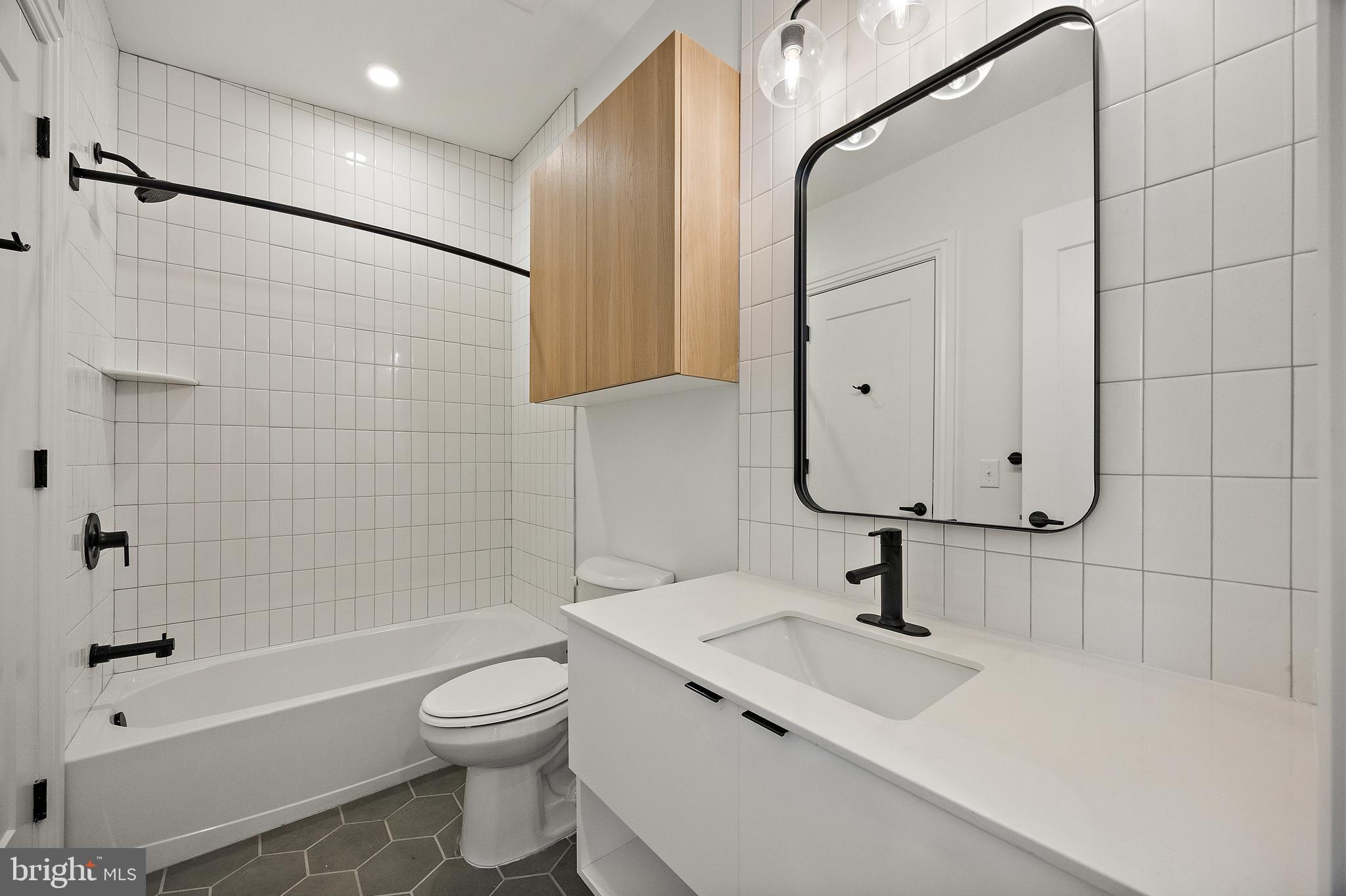 839-841 N TATNALL ST #302