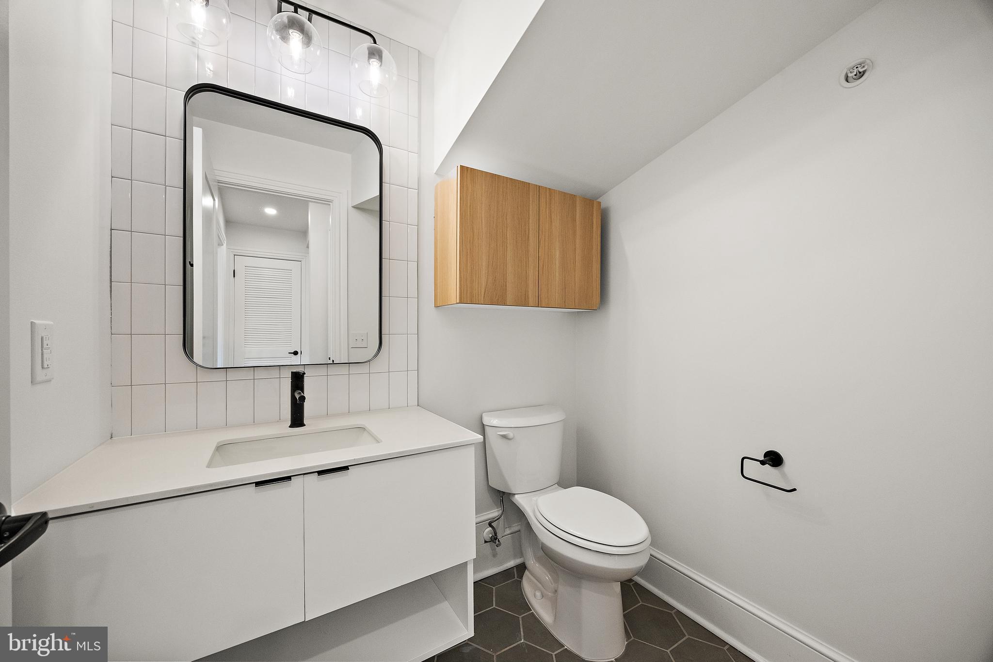 839-841 N TATNALL ST #303
