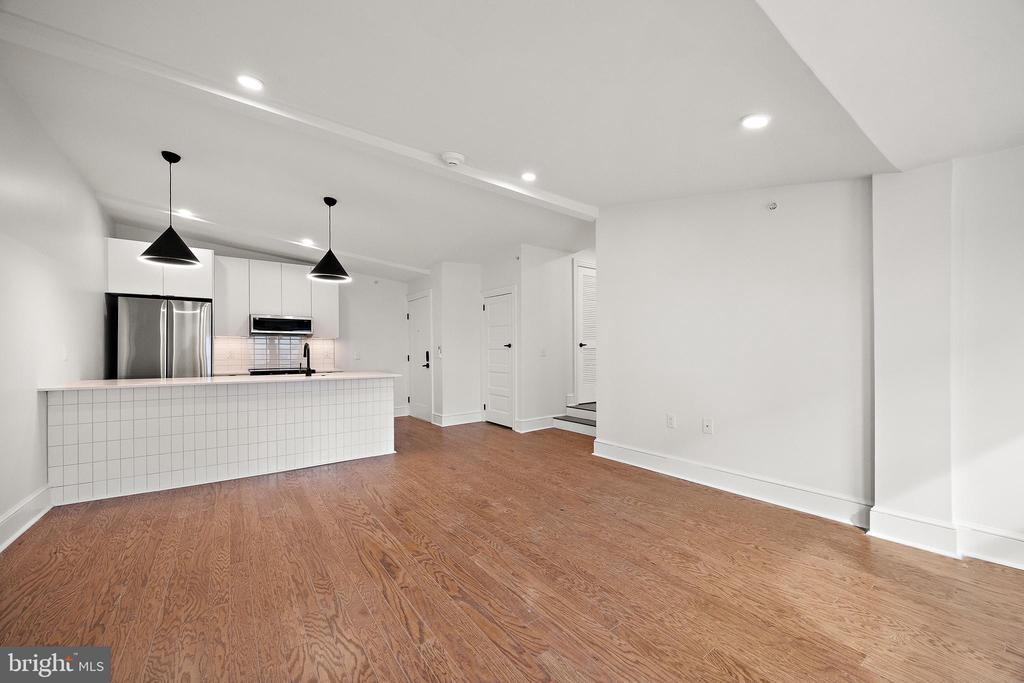 839-841 N TATNALL ST #303