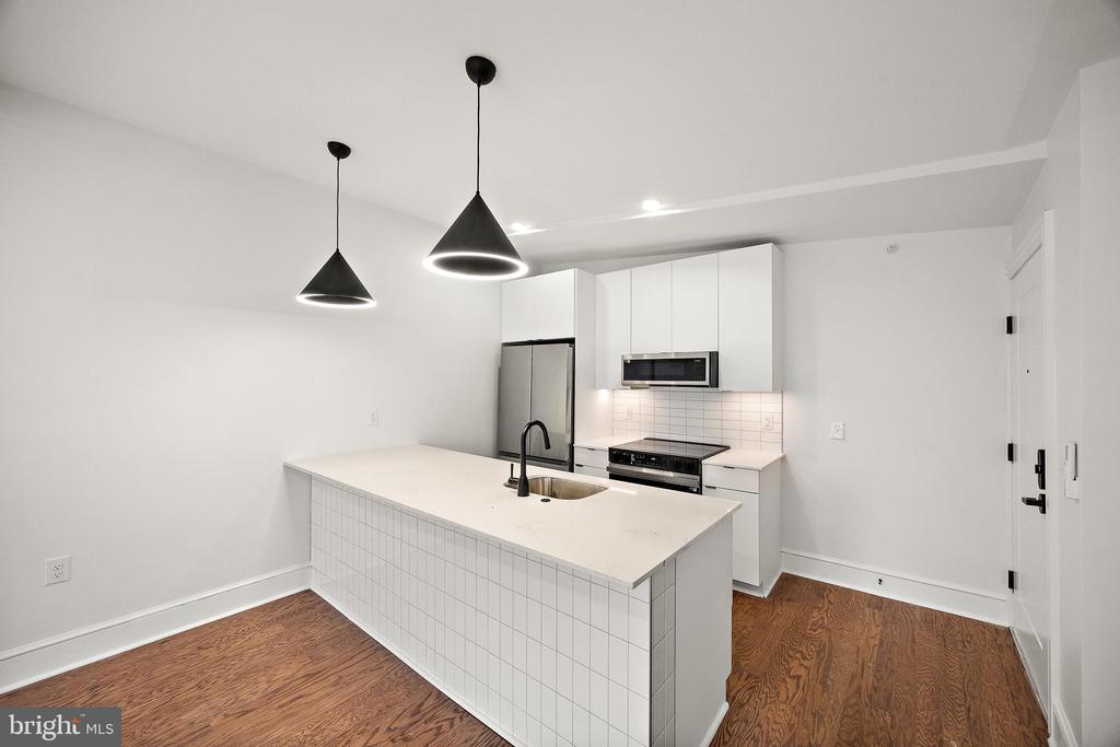 839-841 N TATNALL ST #303