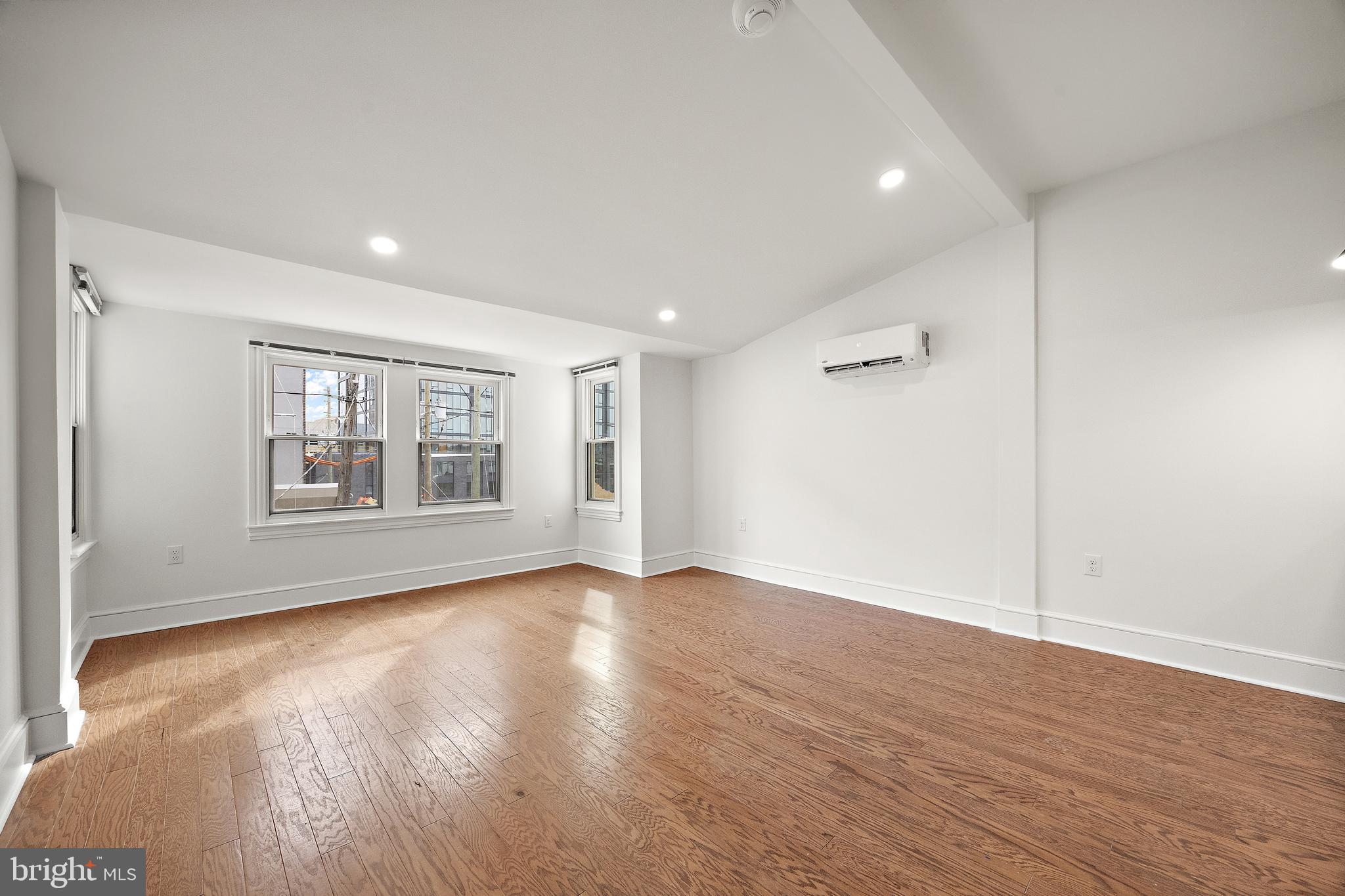 839-841 N TATNALL ST #303