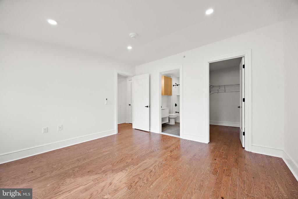 839-841 N TATNALL ST #303