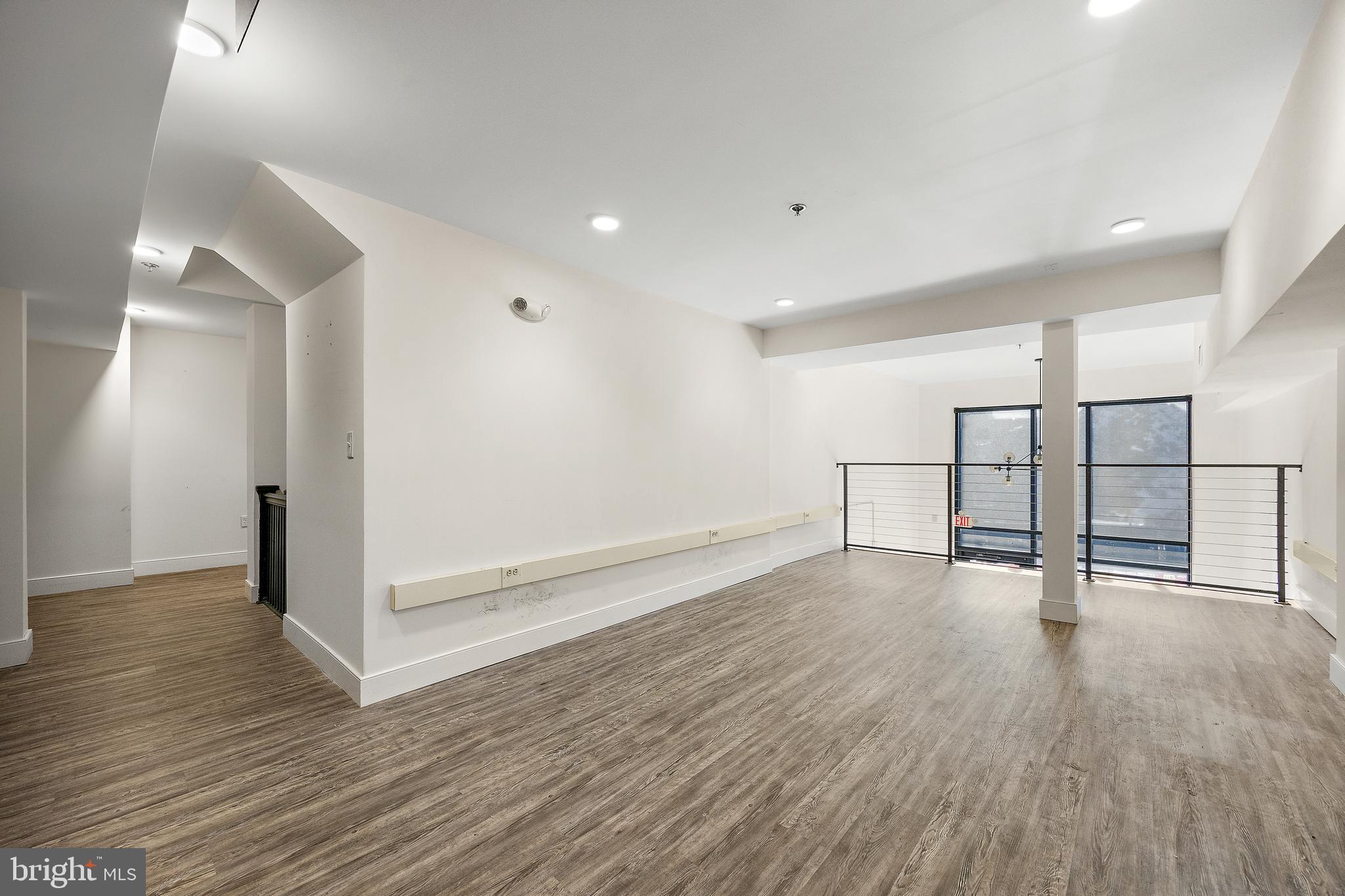 5 Girard St