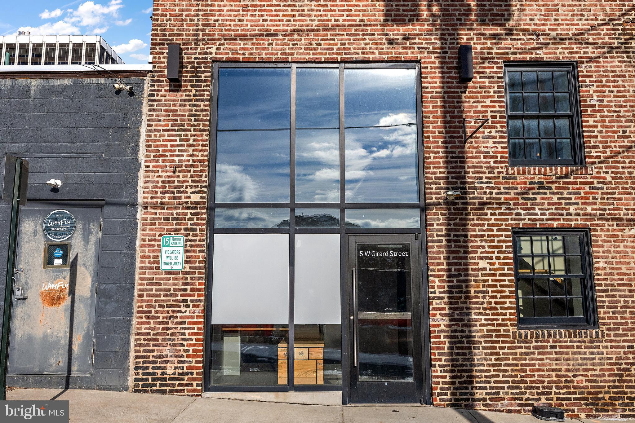 5 Girard St