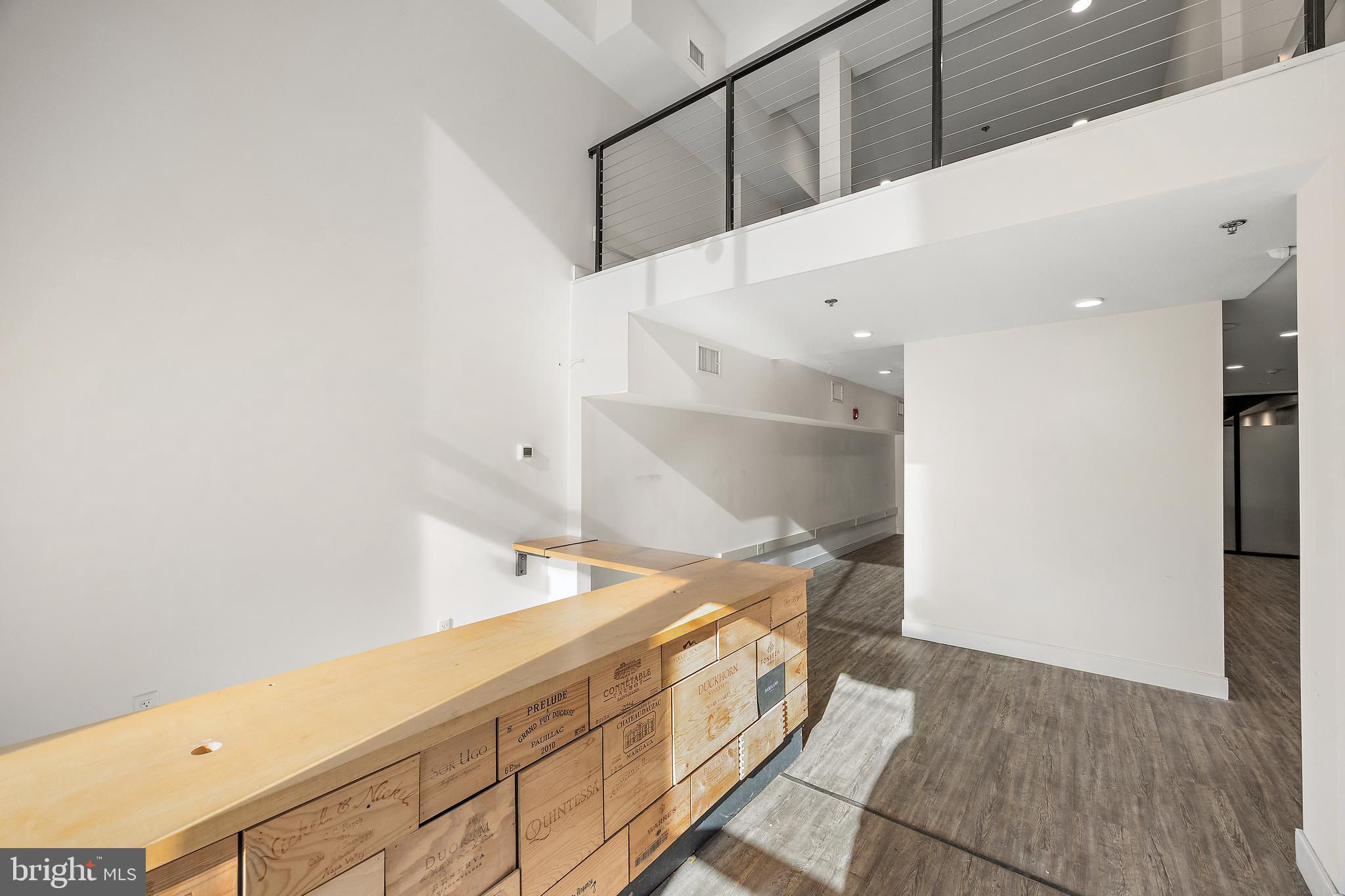5 Girard St