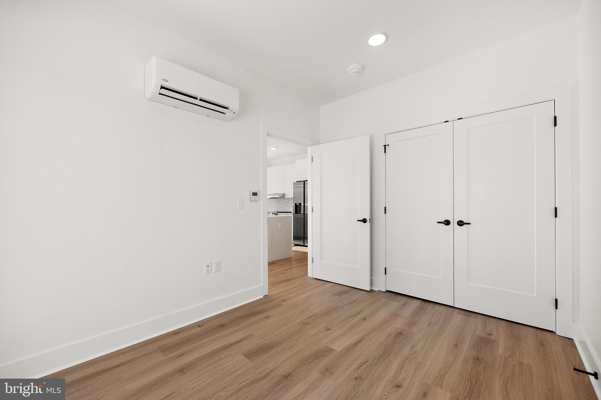 801 N MARKET ST #305