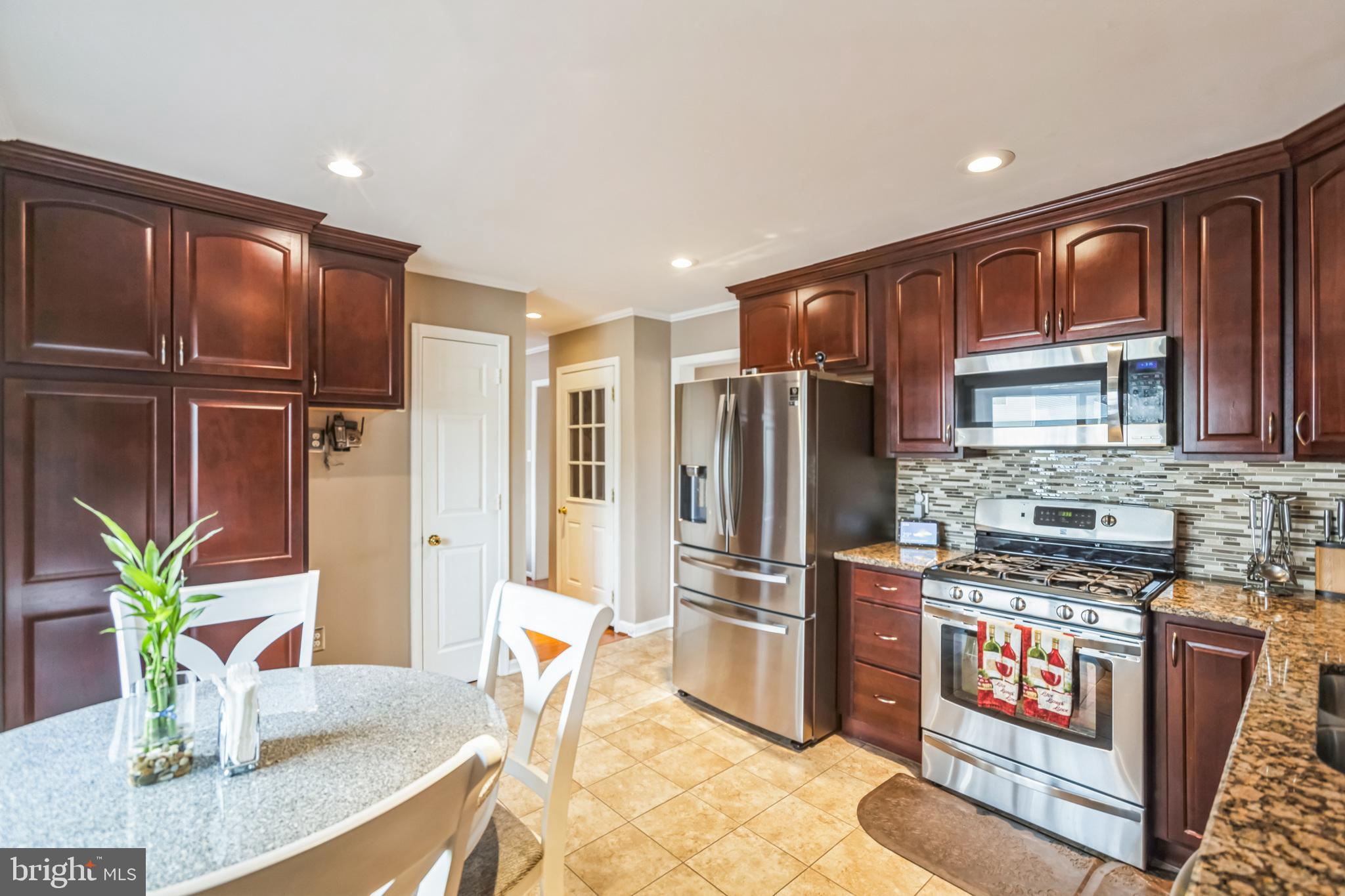 211 Romeo Dr