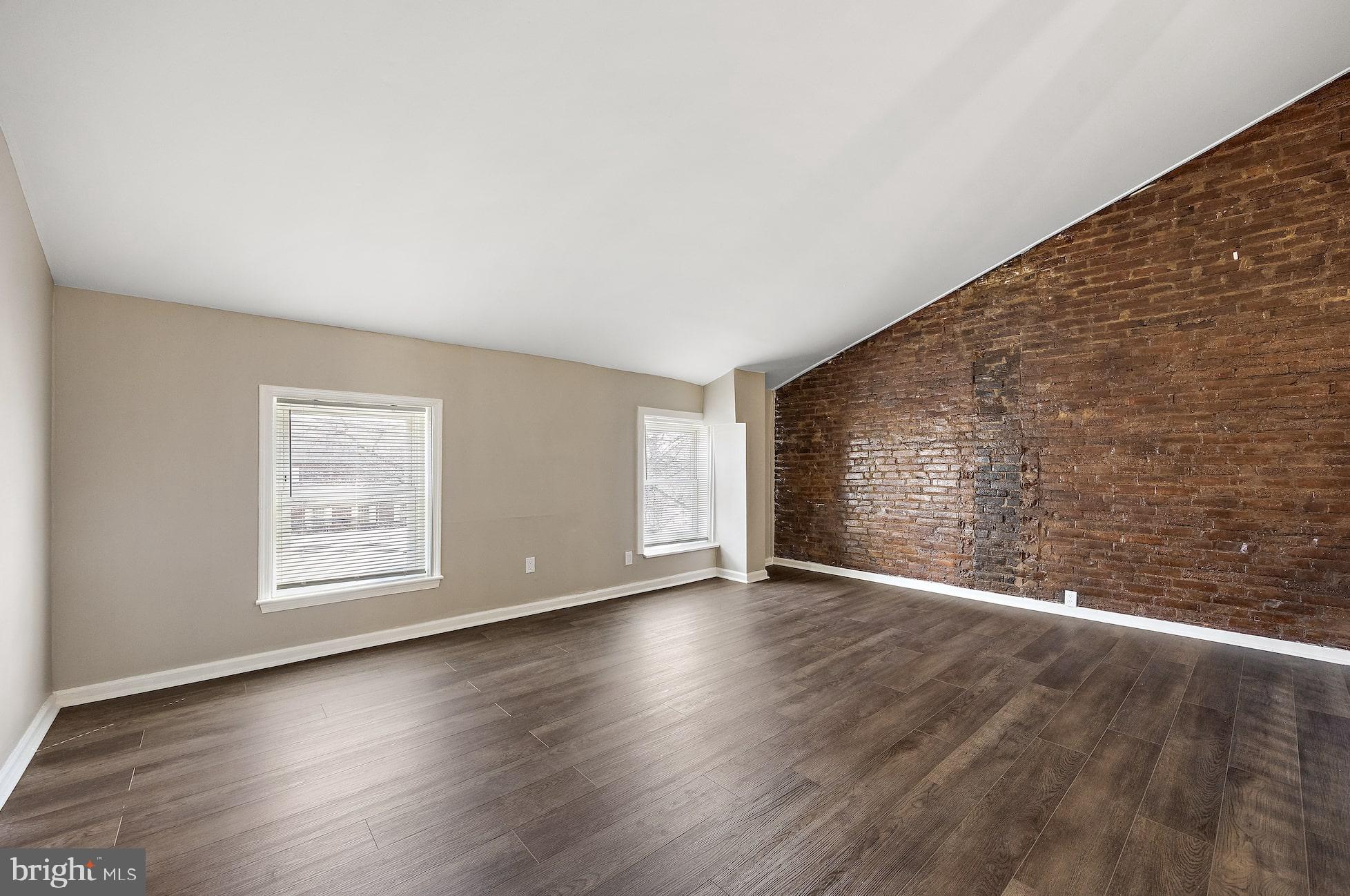 413 WASHINGTON ST #UNIT 3