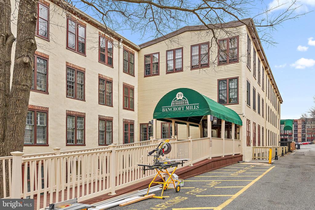 49-Unit Bancroft Mills Rd #2i