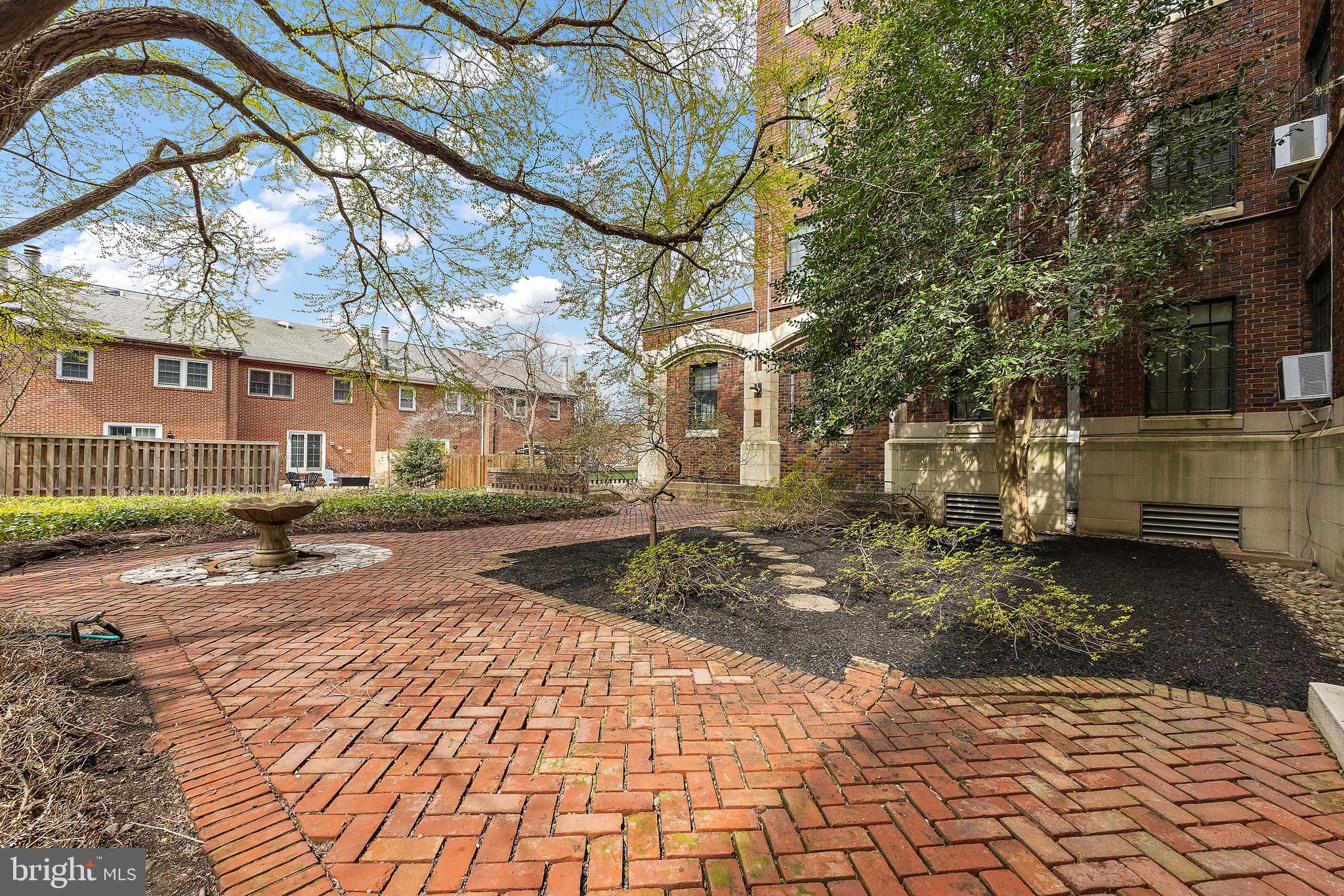 1305-Unit N Broom St #1