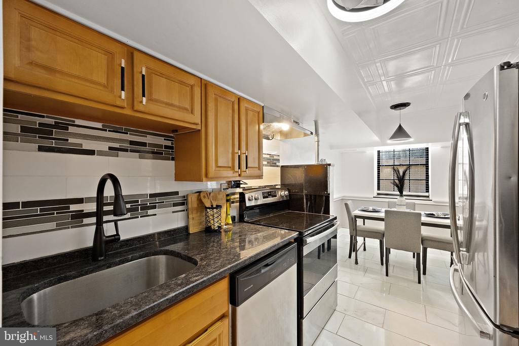 1305-Unit N Broom St #1