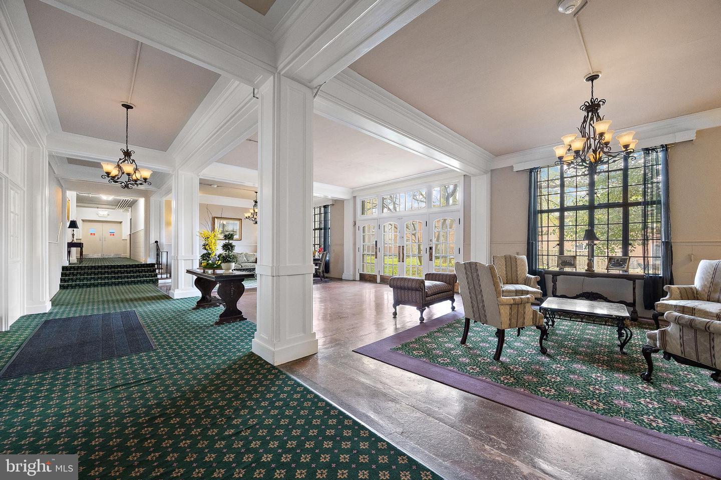 1305-Unit N Broom St #1