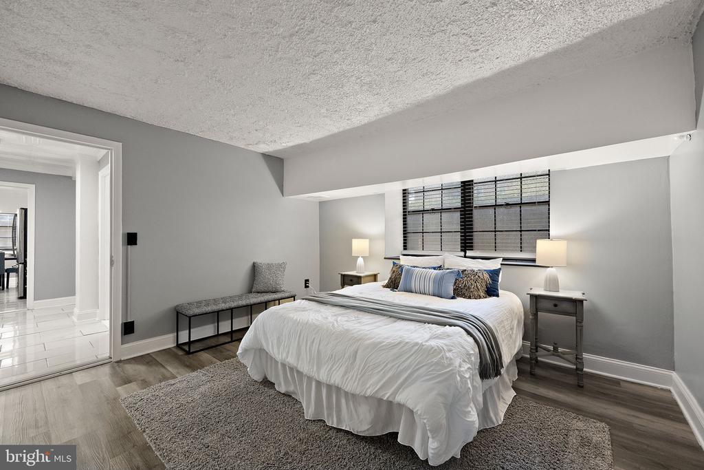 1305-Unit N Broom St #1