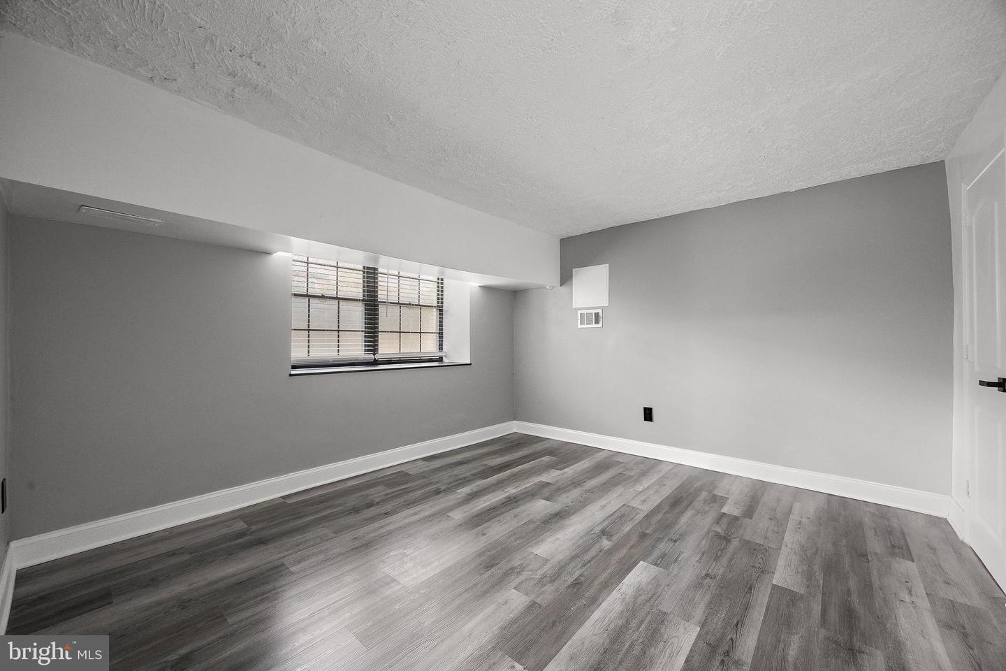 1305-Unit N Broom St #1