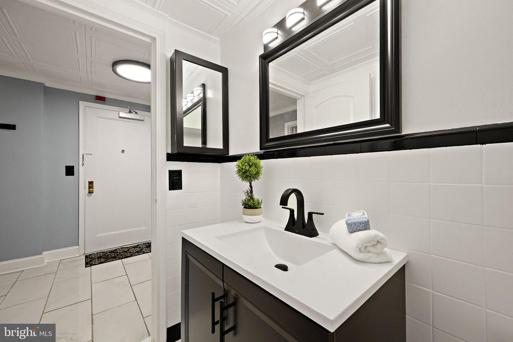 1305-Unit N Broom St #1