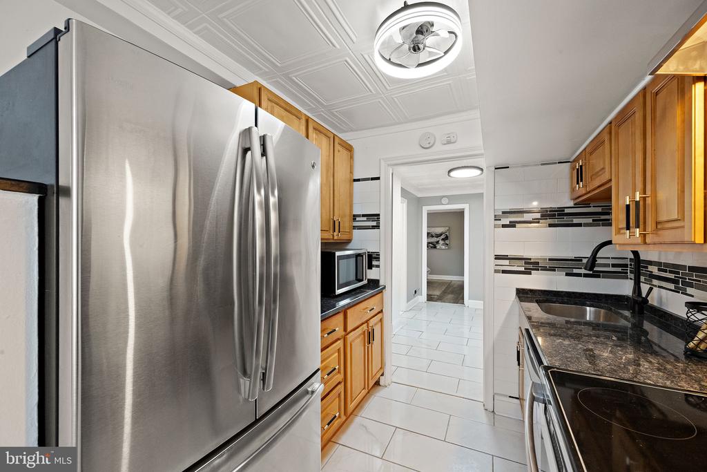 1305-Unit N Broom St #1