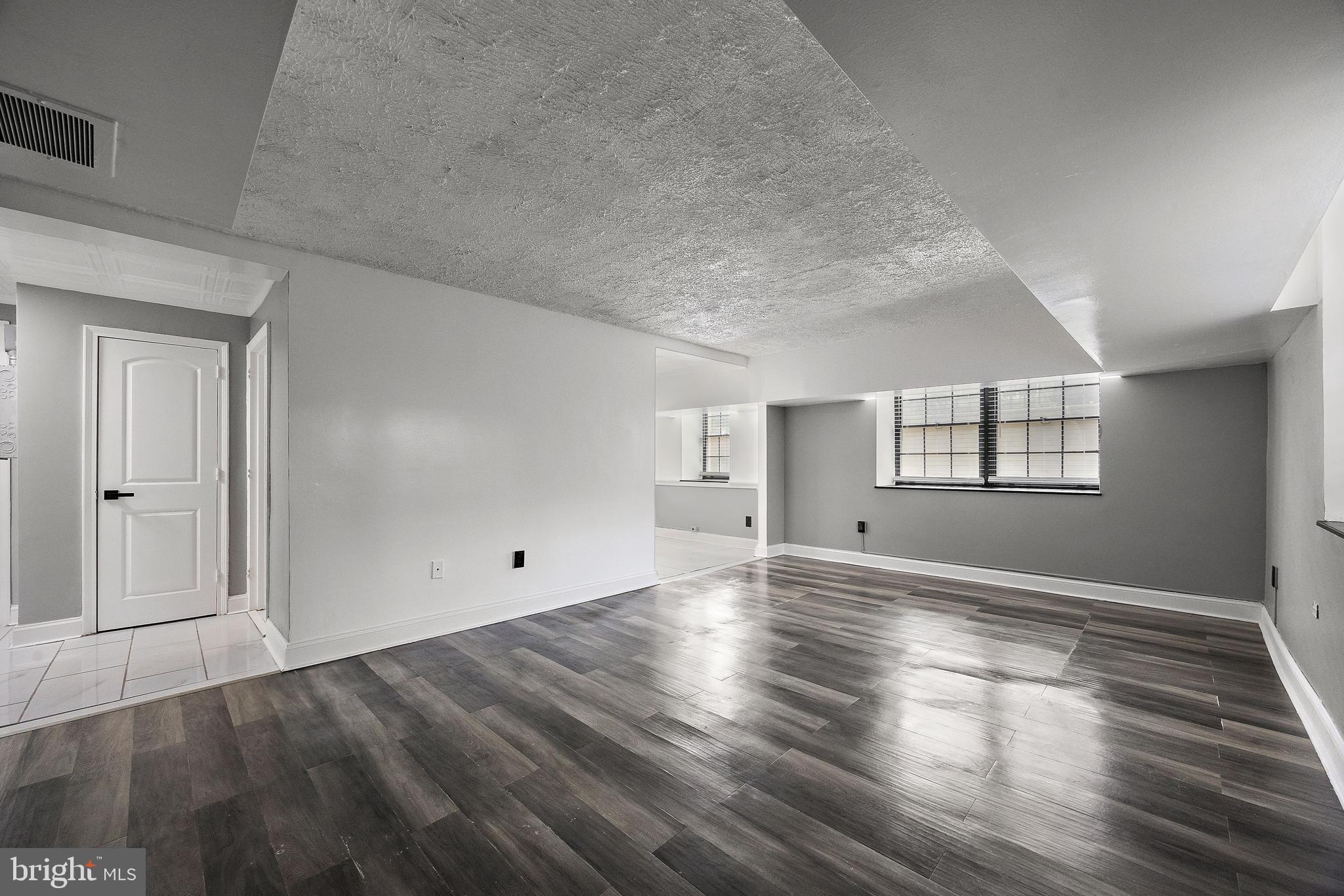 1305-Unit N Broom St #1