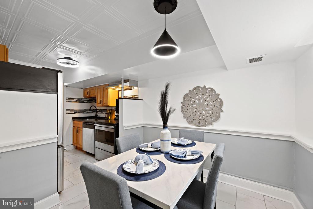 1305-Unit N Broom St #1