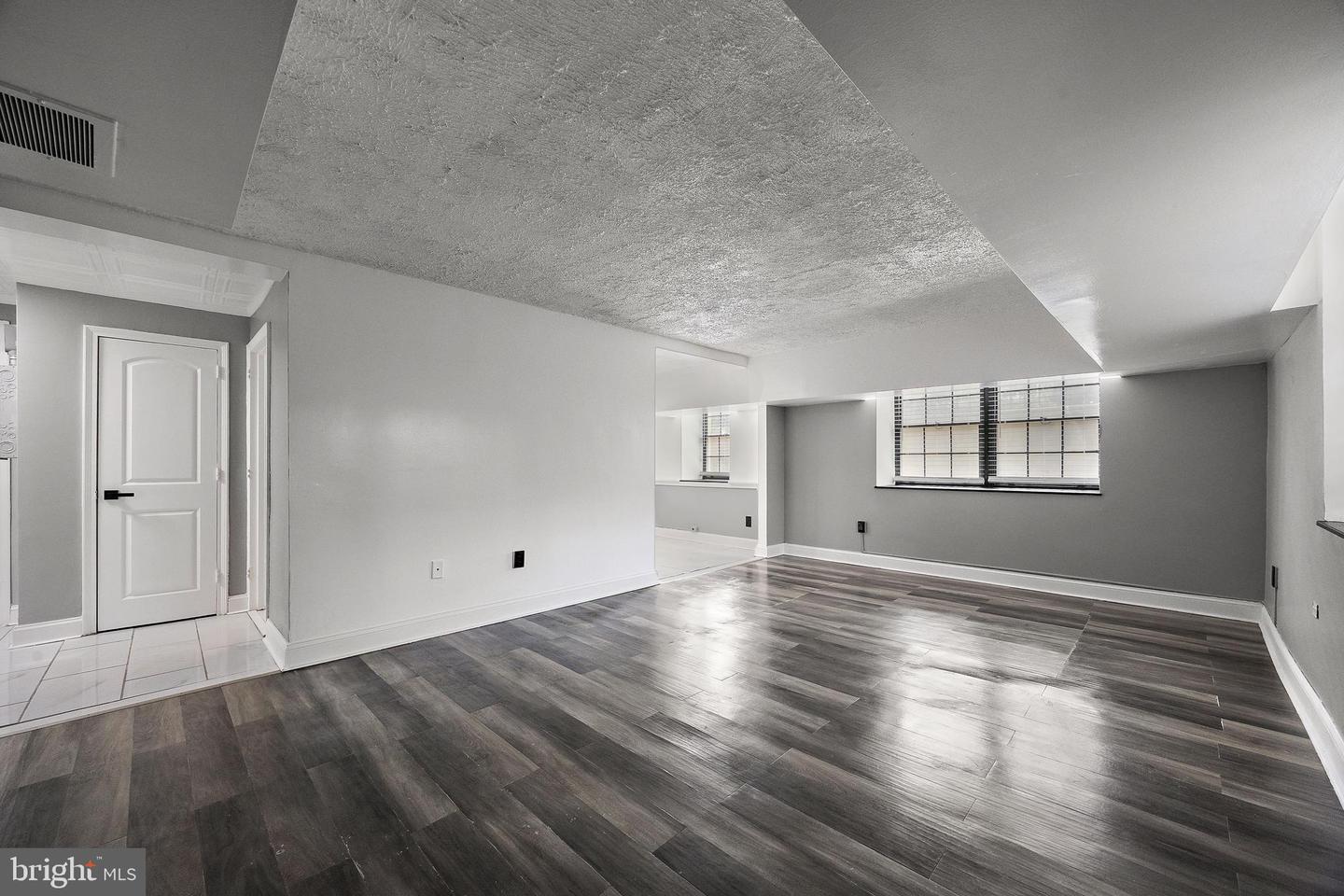 1305-Unit N Broom St #1