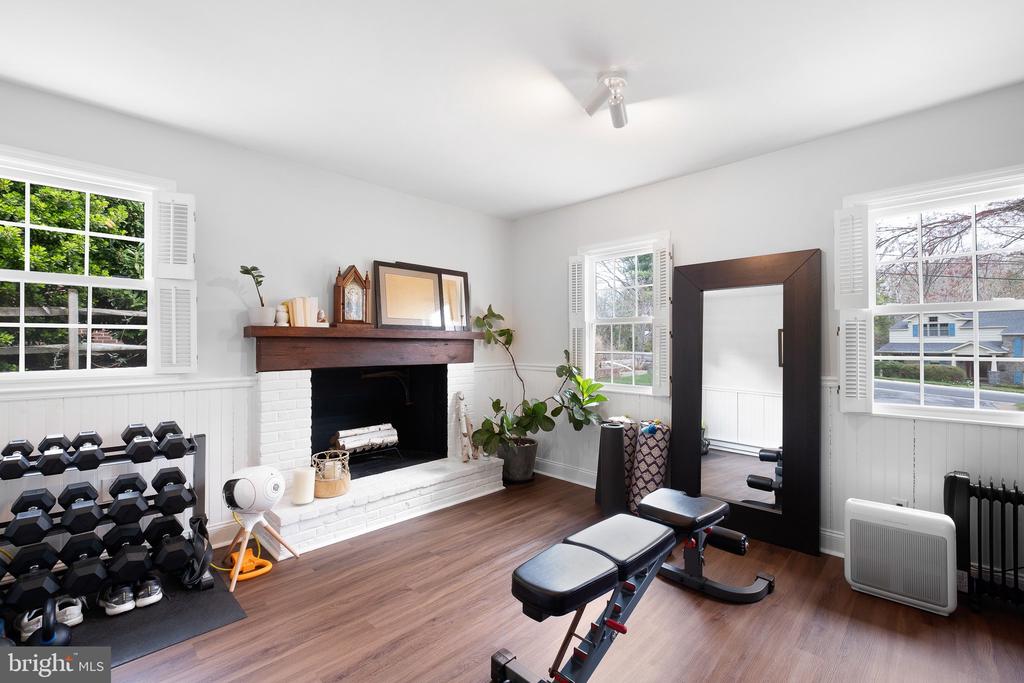 1104 Norbee Dr