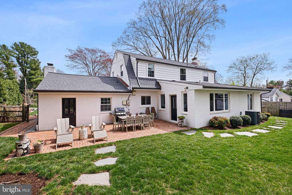 1104 Norbee Dr