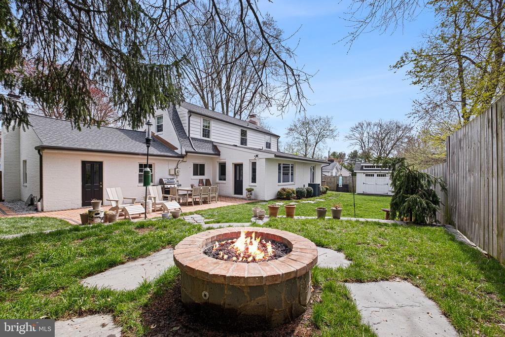 1104 Norbee Dr