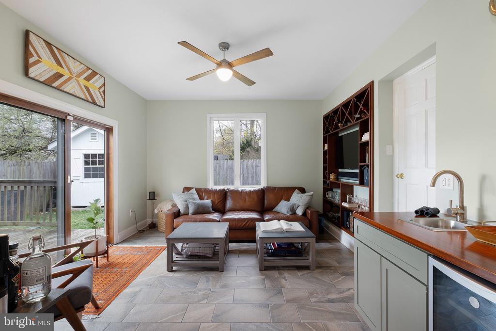 1104 Norbee Dr