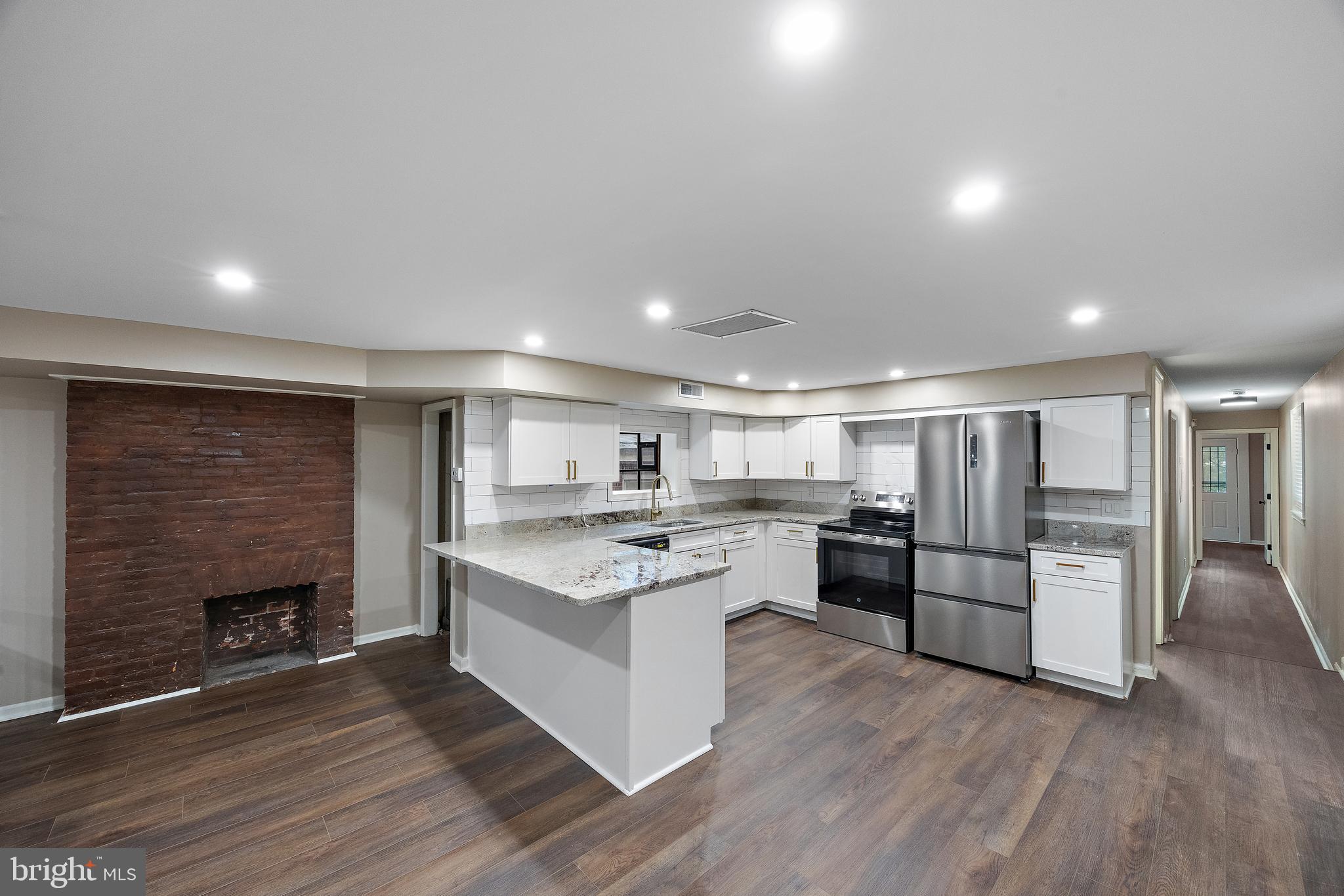 413 WASHINGTON ST #UNIT 2
