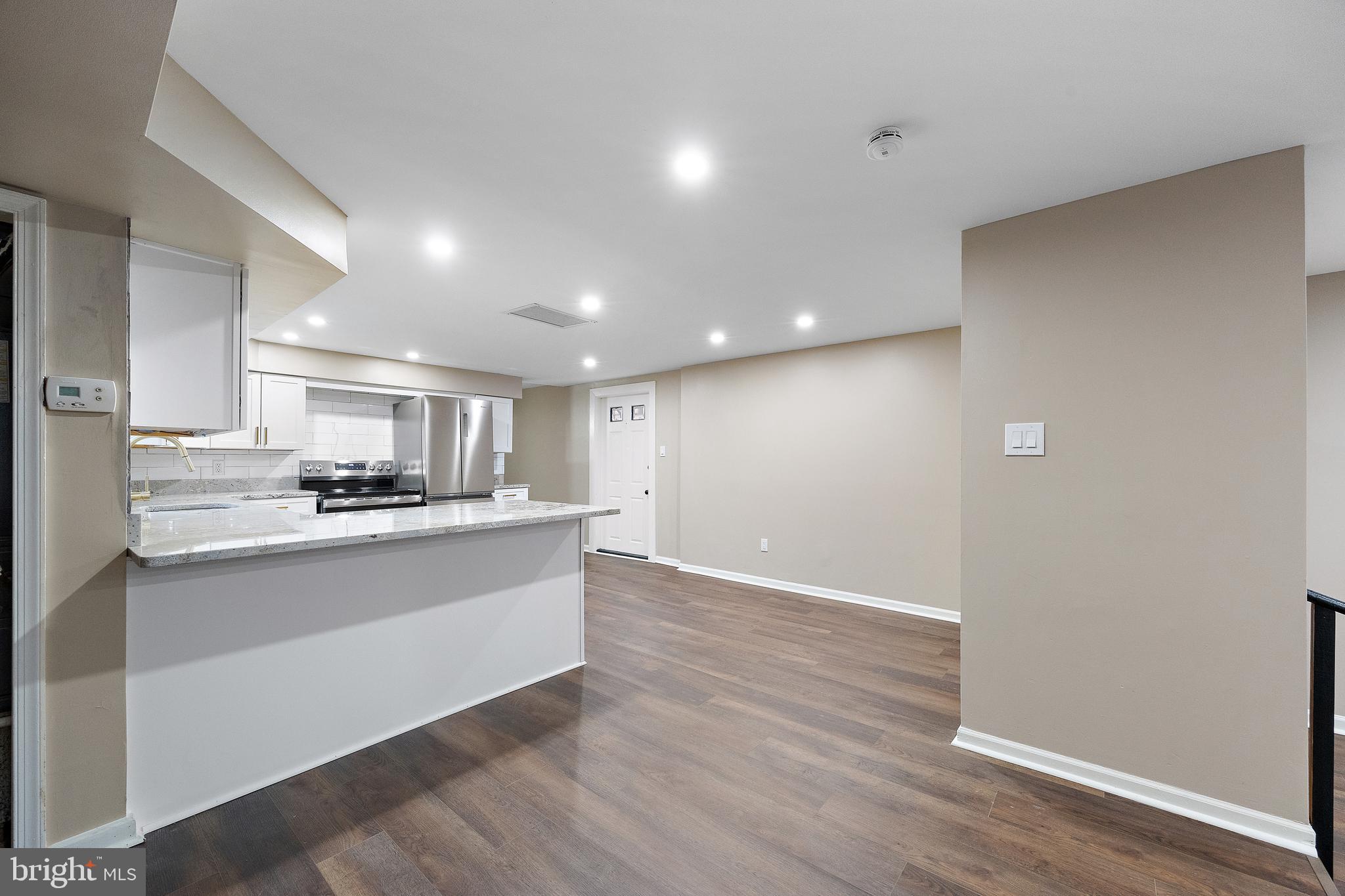 413 WASHINGTON ST #UNIT 2