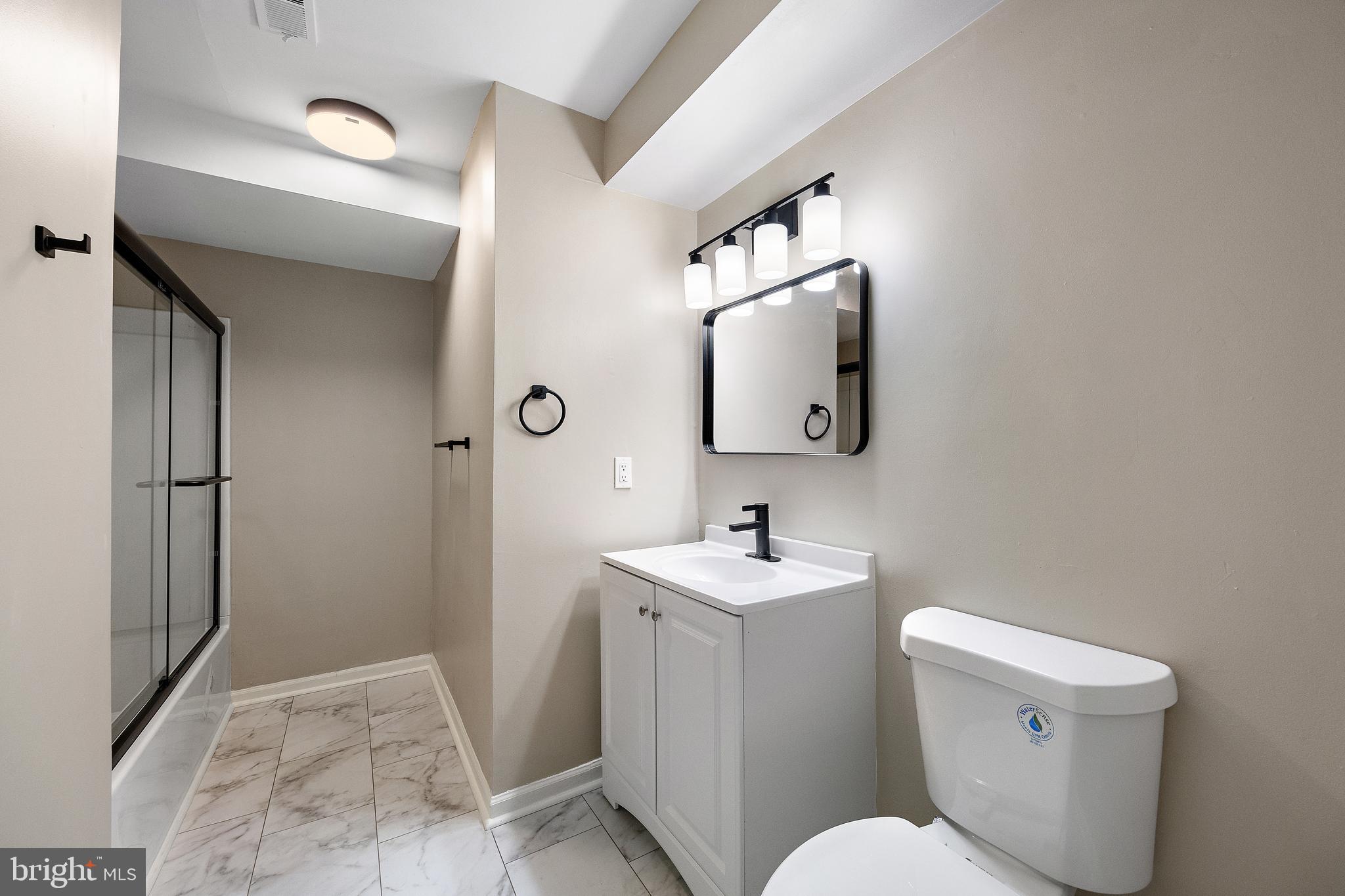 413 WASHINGTON ST #UNIT 2