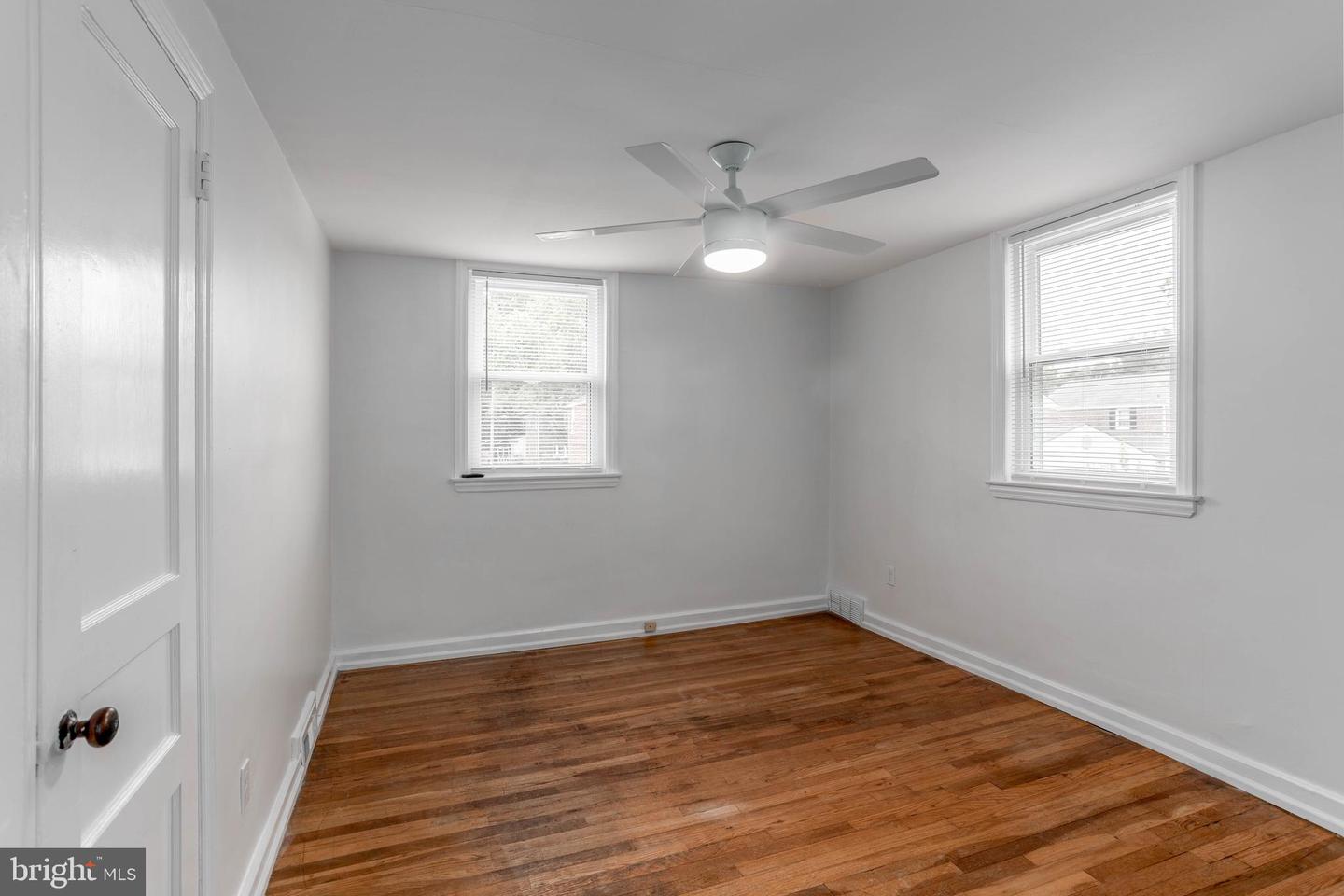 8 MARVILO AVE
