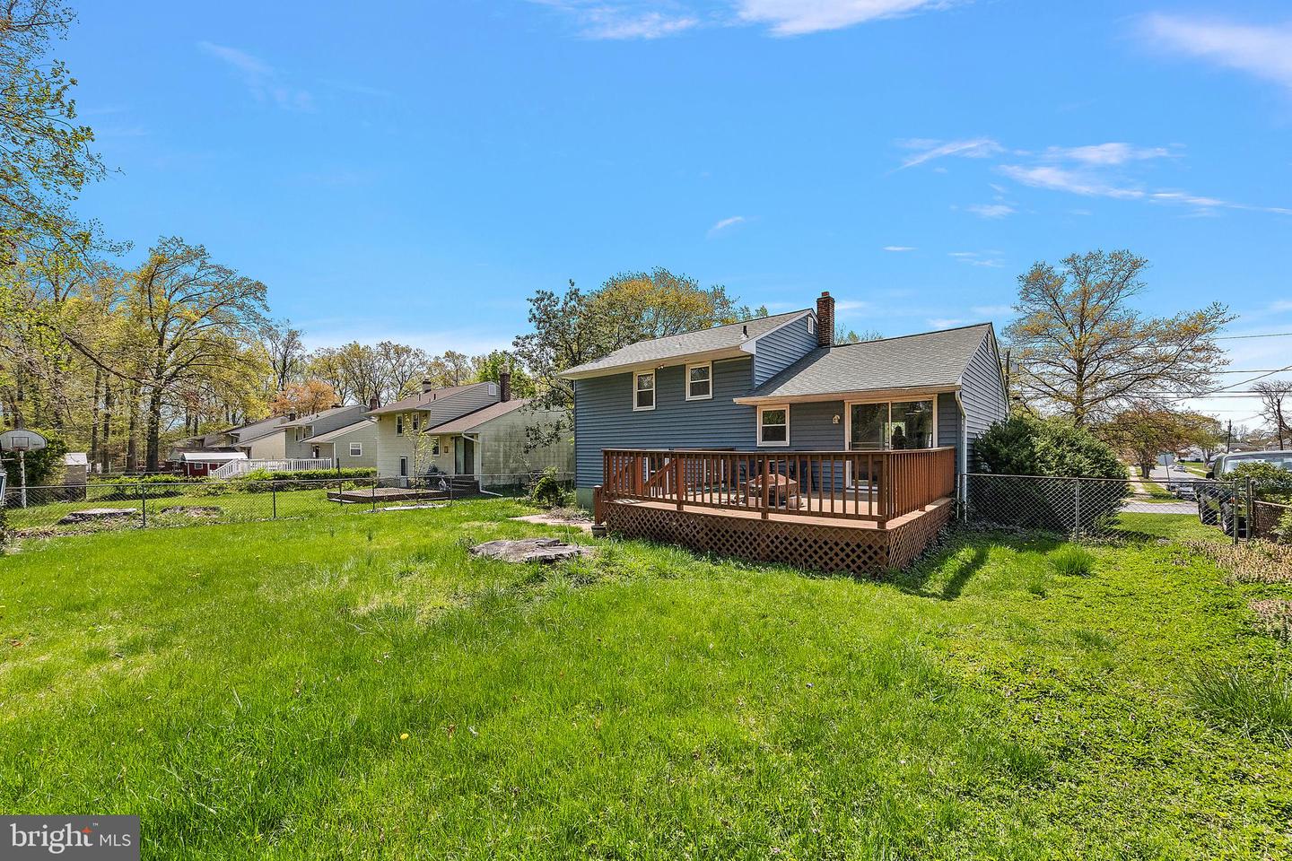 1313 Greenleaf Rd