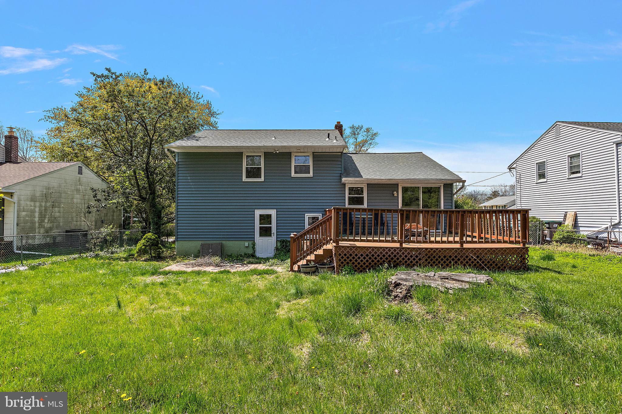 1313 Greenleaf Rd