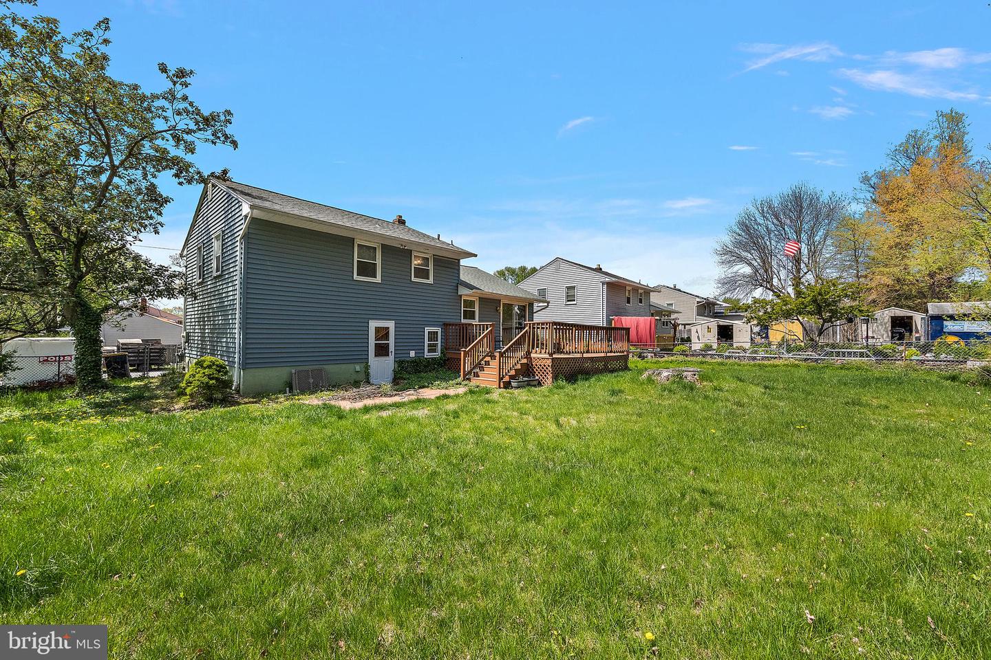 1313 Greenleaf Rd