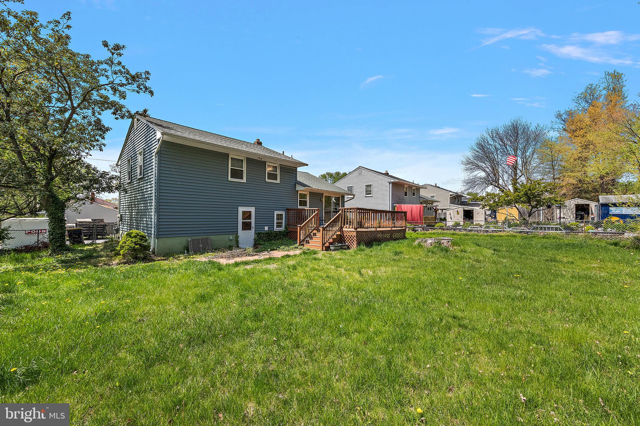 1313 Greenleaf Rd