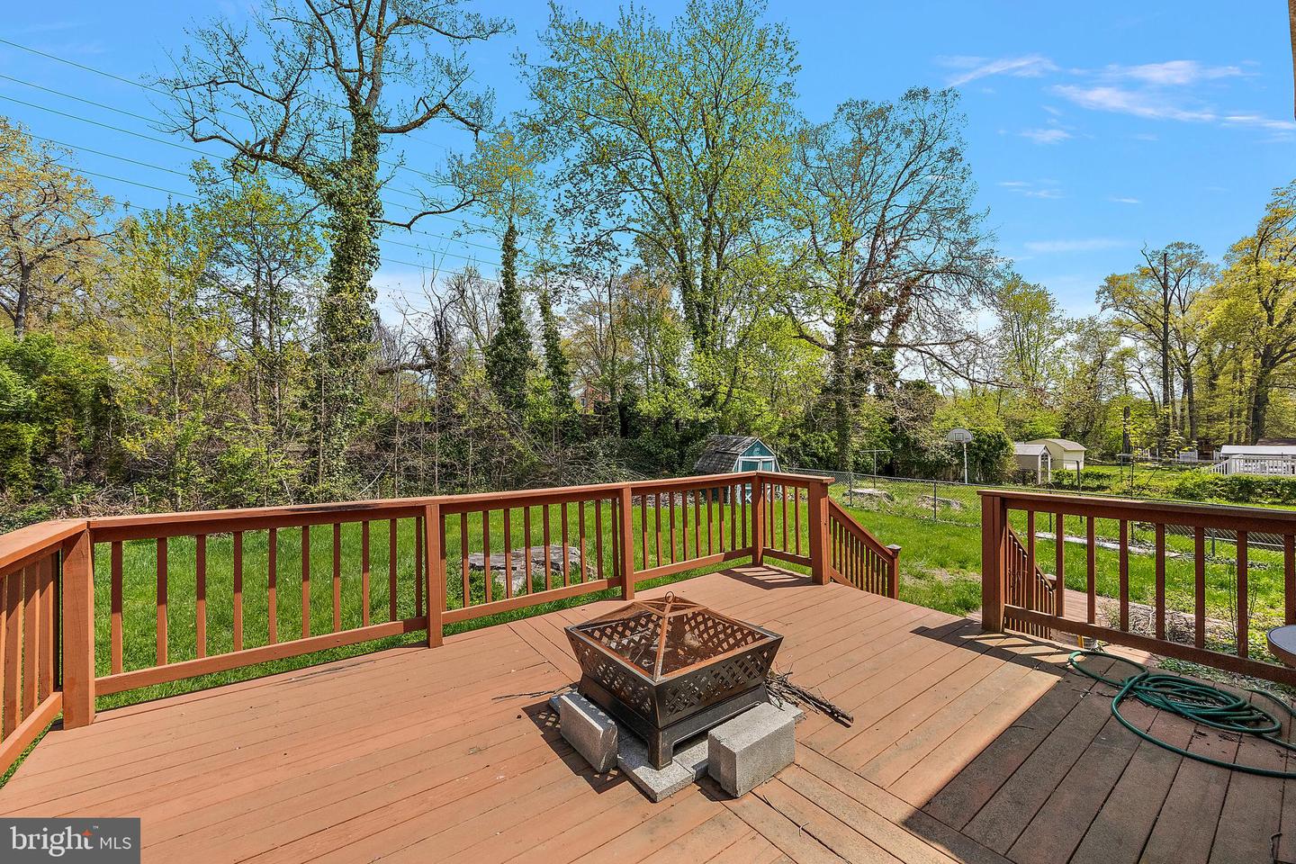 1313 Greenleaf Rd