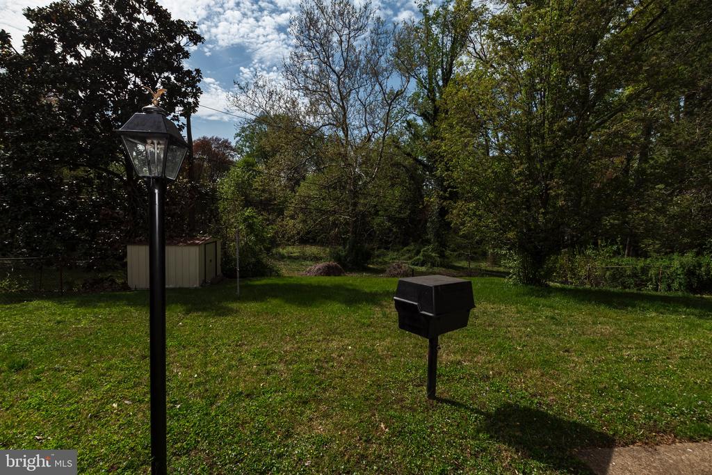 1040 Wagoner Dr