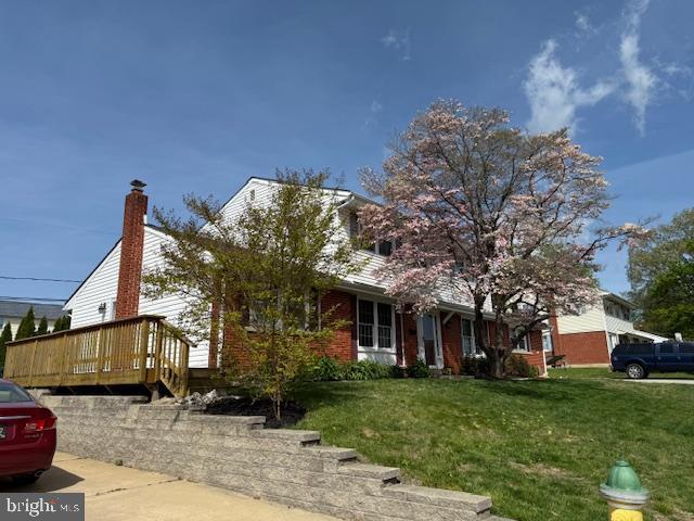 8 Wheatfield Dr