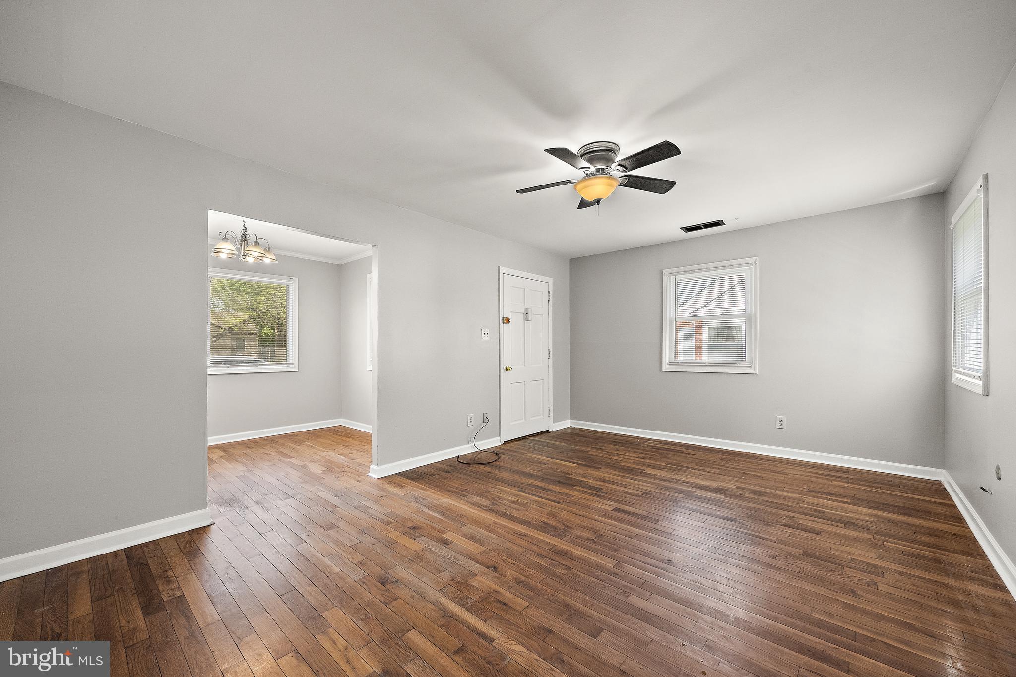 36 Yale Ave