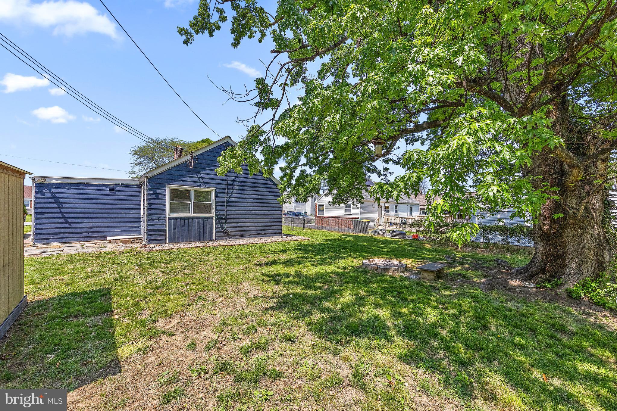 36 Yale Ave